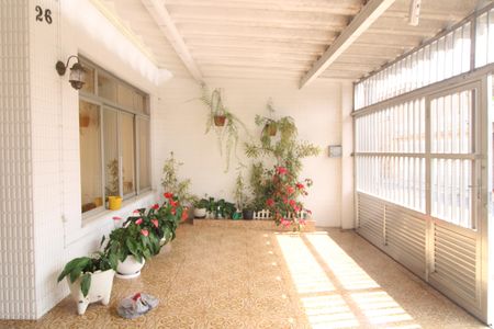 Casa à venda com 240m², 3 quartos e 2 vagasQuintal