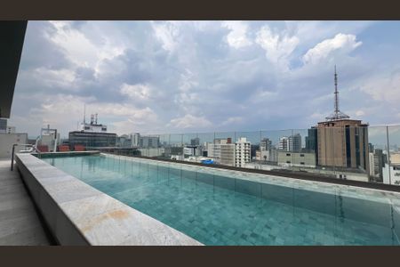 Studio à venda com 33m², 1 quarto e sem vagaPiscina