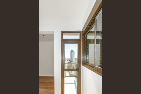 Apartamento à venda com 73m², 2 quartos e 1 vaga Apartamento à venda com 73m², 2 quartos e 1 vagaSacada