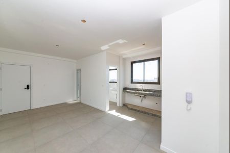 Apartamento à venda com 73m², 2 quartos e 1 vaga Apartamento à venda com 73m², 2 quartos e 1 vagaSala