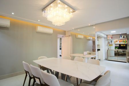 Apartamento para alugar com 224m², 3 quartos e 4 vagasSala