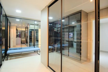 Apartamento para alugar com 224m², 3 quartos e 4 vagasCloset da suíte 1