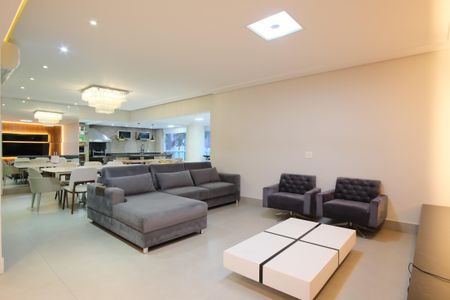 Apartamento para alugar com 224m², 3 quartos e 4 vagasSala