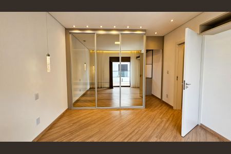 Casa de condomínio para alugar com 460m², 4 quartos e 4 vagasSuíte 4