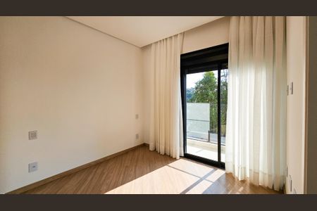 Casa de condomínio para alugar com 460m², 4 quartos e 4 vagasSuíte 1