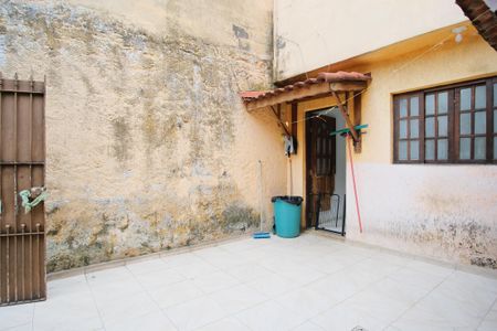 Casa à venda com 240m², 5 quartos e 2 vagasÁrea de Serviço