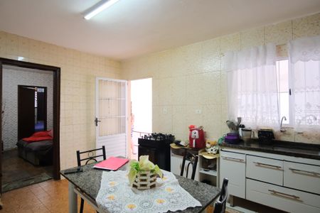 Casa à venda com 240m², 5 quartos e 2 vagasCozinha