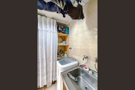 Casa à venda com 120m², 3 quartos e 2 vagas Casa à venda com 120m², 3 quartos e 2 vagasÁrea de Serviço