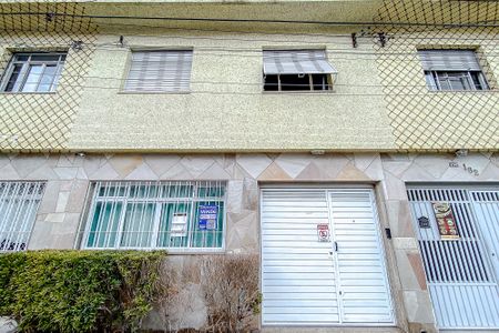 Casa à venda com 120m², 3 quartos e 2 vagas Casa à venda com 120m², 3 quartos e 2 vagasFachada - Plaquinha