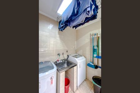 Casa à venda com 120m², 3 quartos e 2 vagas Casa à venda com 120m², 3 quartos e 2 vagasÁrea de Serviço