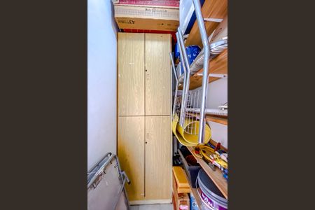 Casa à venda com 120m², 3 quartos e 2 vagas Casa à venda com 120m², 3 quartos e 2 vagasQuarto de Serviço