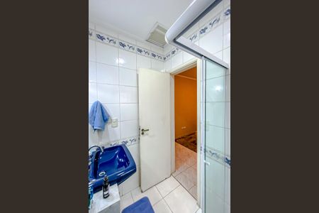 Casa à venda com 120m², 3 quartos e 2 vagas Casa à venda com 120m², 3 quartos e 2 vagasBanheiro da Suíte