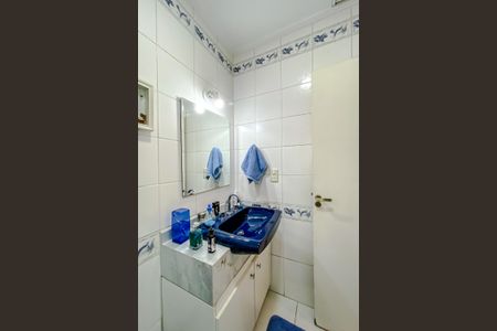 Casa à venda com 120m², 3 quartos e 2 vagas Casa à venda com 120m², 3 quartos e 2 vagasBanheiro da Suíte