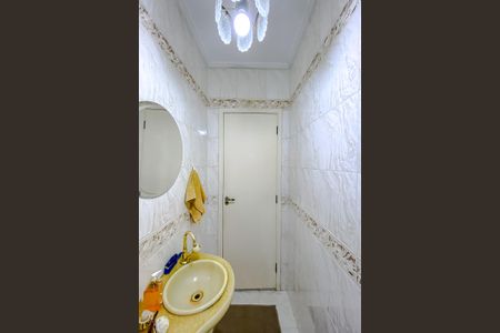 Casa à venda com 120m², 3 quartos e 2 vagas Casa à venda com 120m², 3 quartos e 2 vagasLavabo