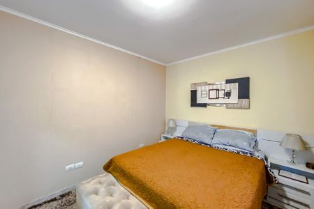 Casa à venda com 120m², 3 quartos e 2 vagas Casa à venda com 120m², 3 quartos e 2 vagasQuarto 3 - Suíte