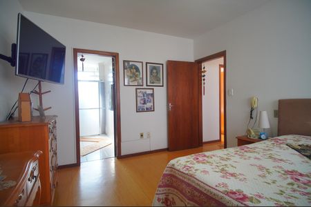 Apartamento à venda com 143m², 3 quartos e 1 vagaSuíte