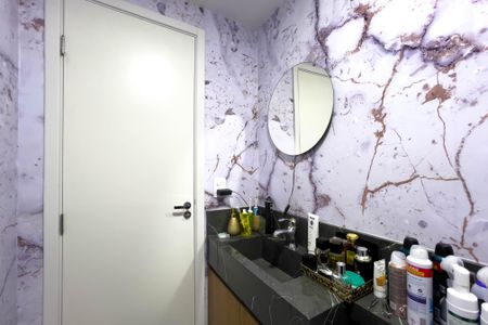 Apartamento à venda com 32m², 2 quartos e sem vaga Apartamento à venda com 32m², 2 quartos e sem vagaBanheiro