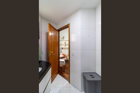 Apartamento à venda com 121m², 4 quartos e 3 vagas Apartamento à venda com 121m², 4 quartos e 3 vagasBanheiro da Suíte