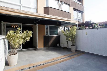 Apartamento à venda com 76m², 1 quarto e 1 vagaPátio