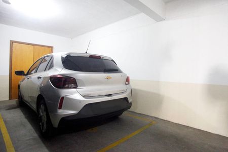 Apartamento à venda com 76m², 1 quarto e 1 vagaBox Garagem