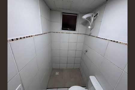 Apartamento à venda com 47m², 2 quartos e sem vaga Apartamento à venda com 47m², 2 quartos e sem vagaBanheiro Social