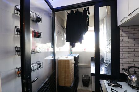 Apartamento à venda com 49m², 2 quartos e 1 vaga Apartamento à venda com 49m², 2 quartos e 1 vagaÁrea de Serviço