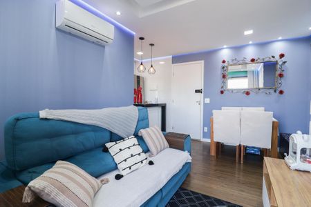 Apartamento à venda com 49m², 2 quartos e 1 vaga Apartamento à venda com 49m², 2 quartos e 1 vagaSala