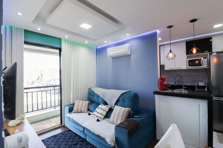 Apartamento à venda com 49m², 2 quartos e 1 vaga Apartamento à venda com 49m², 2 quartos e 1 vagaSala