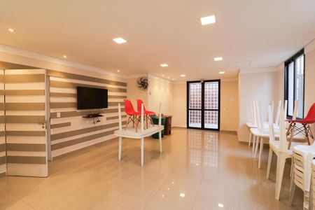 Apartamento à venda com 49m², 2 quartos e 1 vaga Apartamento à venda com 49m², 2 quartos e 1 vagaÁrea comum - Salão de Festas