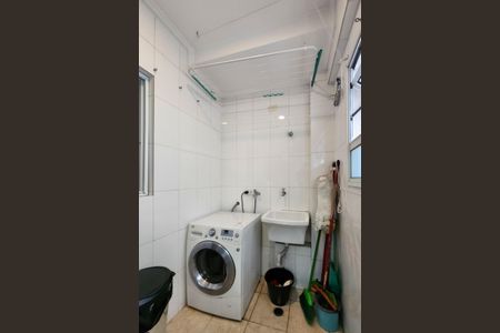 Apartamento à venda com 106m², 3 quartos e 2 vagas Apartamento à venda com 106m², 3 quartos e 2 vagasÁrea de Serviço