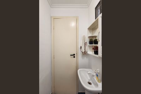 Apartamento à venda com 106m², 3 quartos e 2 vagas Apartamento à venda com 106m², 3 quartos e 2 vagasLavabo