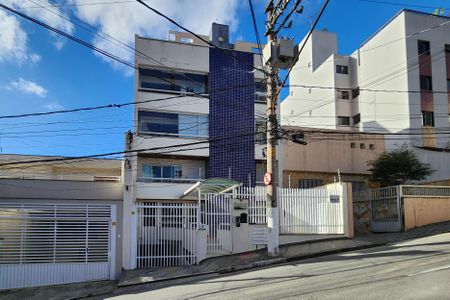 Apartamento à venda com 106m², 3 quartos e 2 vagas Apartamento à venda com 106m², 3 quartos e 2 vagasFachada do Condomínio