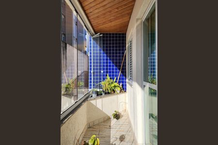 Apartamento à venda com 106m², 3 quartos e 2 vagas Apartamento à venda com 106m², 3 quartos e 2 vagasVaranda