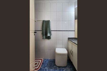 Apartamento à venda com 106m², 3 quartos e 2 vagas Apartamento à venda com 106m², 3 quartos e 2 vagasBanheiro da Suíte