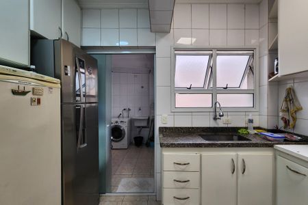 Apartamento à venda com 106m², 3 quartos e 2 vagas Apartamento à venda com 106m², 3 quartos e 2 vagasCozinha