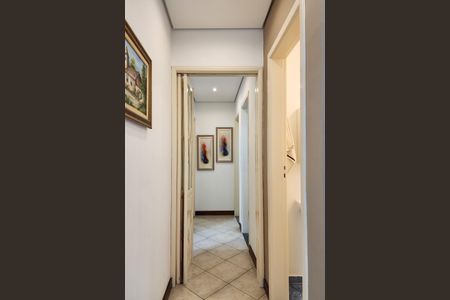 Apartamento à venda com 106m², 3 quartos e 2 vagas Apartamento à venda com 106m², 3 quartos e 2 vagasCorredor