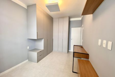 Casa à venda com 430m², 5 quartos e 2 vagas Casa à venda com 430m², 5 quartos e 2 vagasSuíte 1