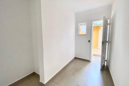 Casa à venda com 430m², 5 quartos e 2 vagas Casa à venda com 430m², 5 quartos e 2 vagasÁrea de Serviço
