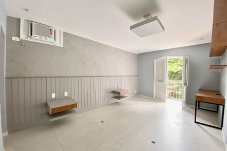 Casa à venda com 430m², 5 quartos e 2 vagas Casa à venda com 430m², 5 quartos e 2 vagasSuíte 2