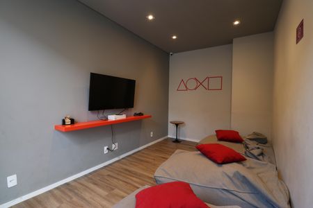 Apartamento à venda com 36m², 1 quarto e sem vagaÁrea comum - Salão de jogos