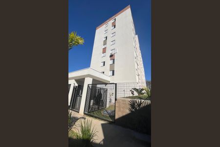 Casa para alugar com 48m², 2 quartos e 1 vaga Casa para alugar com 48m², 2 quartos e 1 vagaFachada