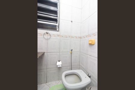 Apartamento à venda com 50m², 2 quartos e 1 vaga Apartamento à venda com 50m², 2 quartos e 1 vagaBanheiro Social