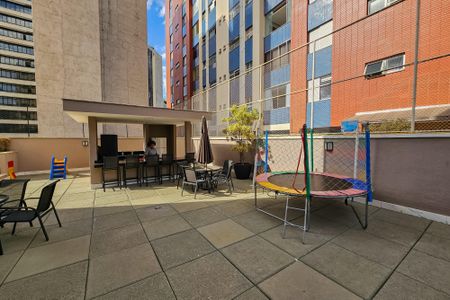 Apartamento à venda com 147m², 4 quartos e 3 vagas Apartamento à venda com 147m², 4 quartos e 3 vagasÁrea comum - Churrasqueira