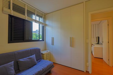 Apartamento à venda com 147m², 4 quartos e 3 vagas Apartamento à venda com 147m², 4 quartos e 3 vagasQuarto 2