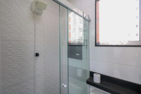 Apartamento à venda com 80m², 2 quartos e 1 vaga Apartamento à venda com 80m², 2 quartos e 1 vagaBanheiro 2