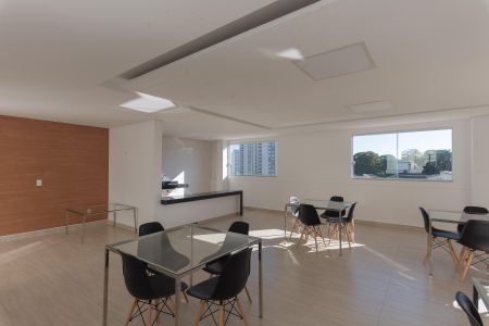 Apartamento para alugar com 43m², 2 quartos e 1 vaga Apartamento para alugar com 43m², 2 quartos e 1 vagaÁrea comum - Salão de festas