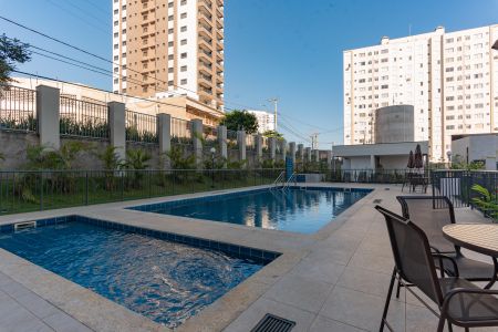 Apartamento para alugar com 43m², 2 quartos e 1 vaga Apartamento para alugar com 43m², 2 quartos e 1 vagaÁrea comum - Piscina