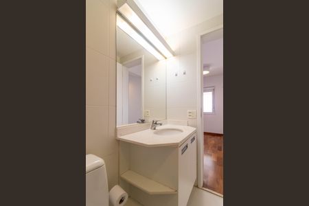 Apartamento para alugar com 81m², 2 quartos e 2 vagas Apartamento para alugar com 81m², 2 quartos e 2 vagasBanheiro