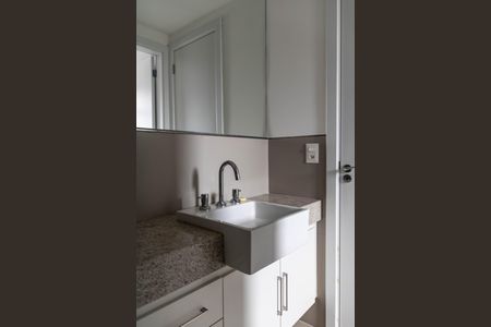 Apartamento para alugar com 87m², 3 quartos e 2 vagasBanheiro das Semi suítes