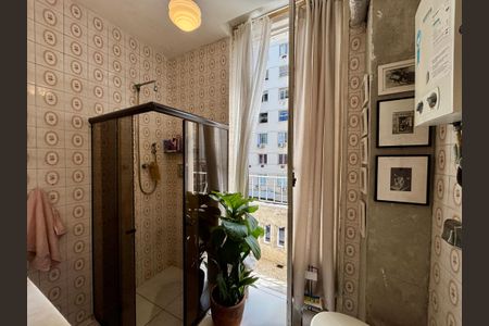 Apartamento à venda com 145m², 3 quartos e sem vaga Apartamento à venda com 145m², 3 quartos e sem vagaBanheiro social